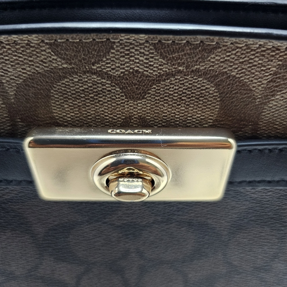 NWT Coach Lane Carryall In Block Signature Coated Canvas C8596 - Picture 2 of 16